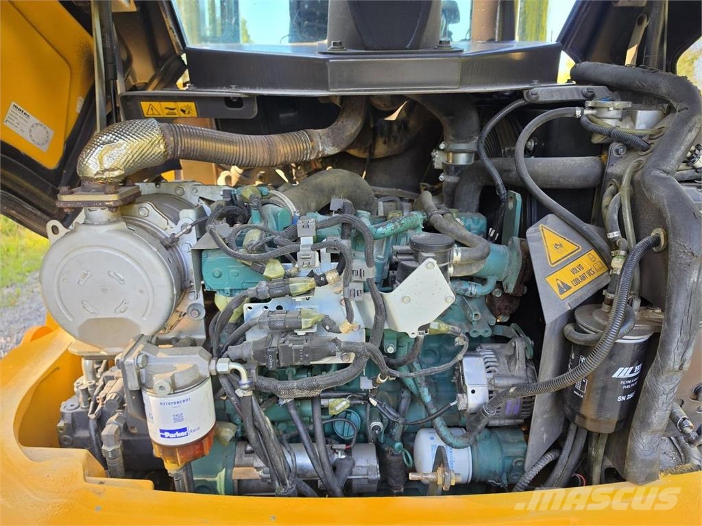 Volvo L30G, Kauha, Piikit Incarcator pe pneuri