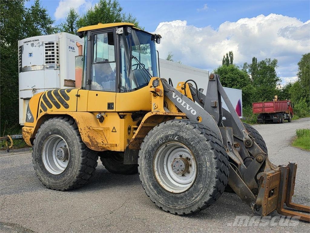 Volvo L45, Kauha, Trukkipiikit لوادر بعجل