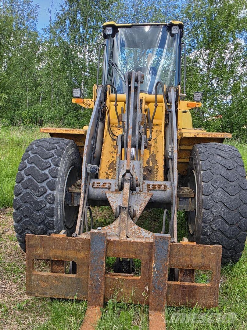Volvo L45, Kauha, Trukkipiikit لوادر بعجل