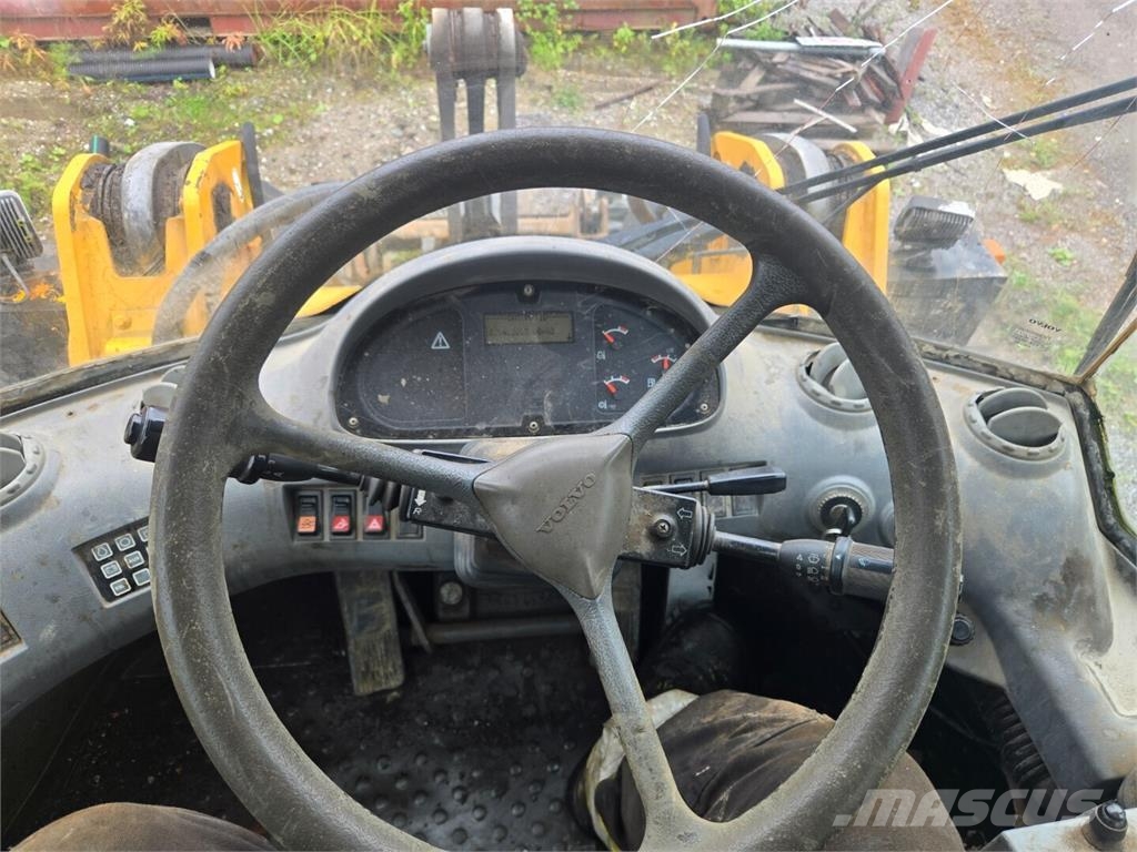Volvo L70D 轮式装载机