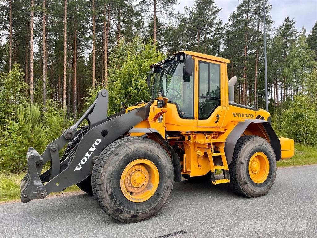 Volvo L90F Incarcator pe pneuri