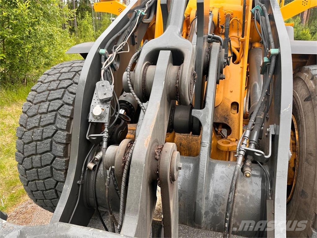 Volvo L90F Incarcator pe pneuri