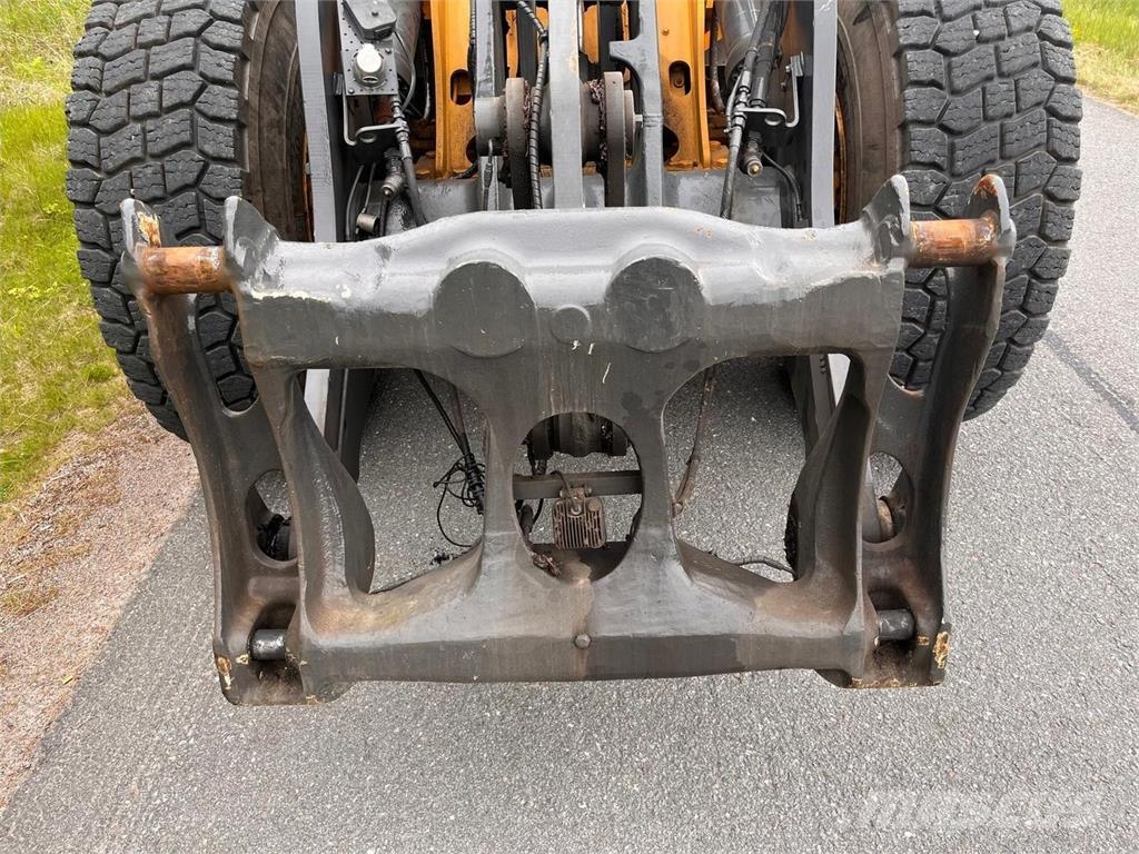 Volvo L90F Incarcator pe pneuri