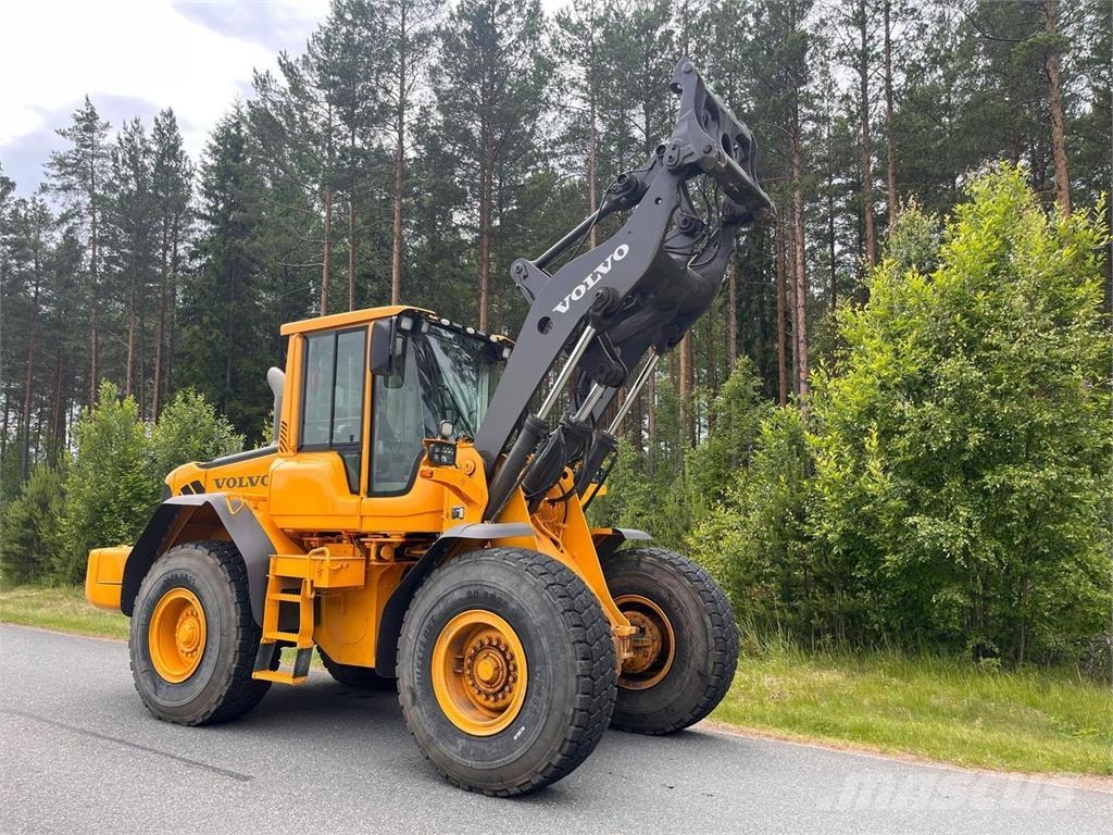 Volvo L90F Incarcator pe pneuri