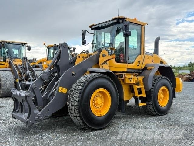 Volvo L90G لوادر بعجل