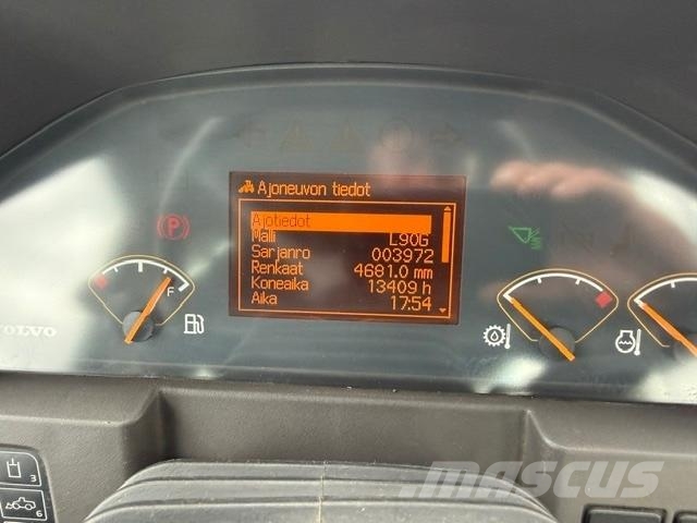 Volvo L90G لوادر بعجل