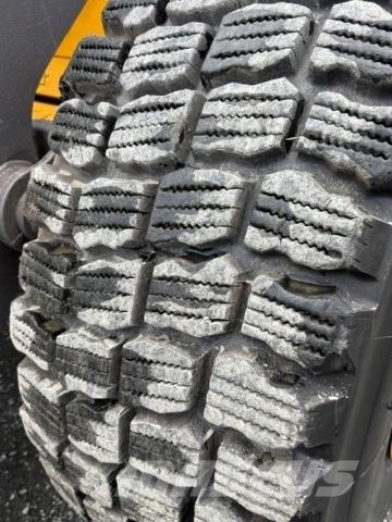 Volvo L90G لوادر بعجل