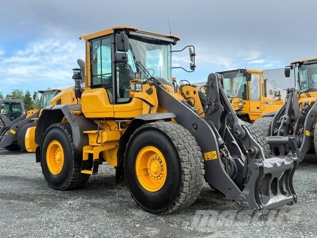 Volvo L90G لوادر بعجل