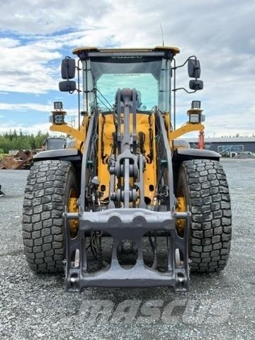 Volvo L90G لوادر بعجل