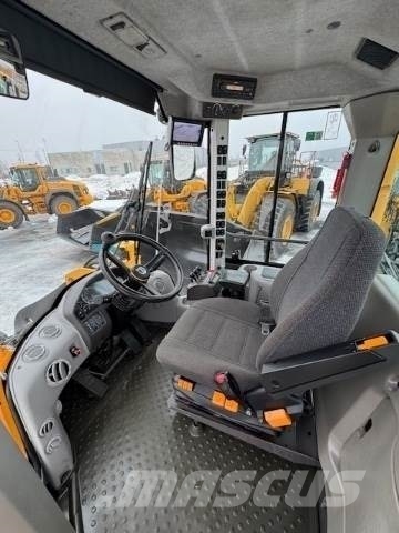 Volvo L90H LB 轮式装载机