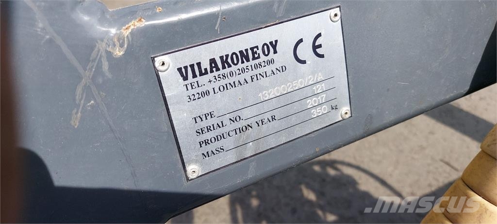 Wille 365 kauha, piikit, aura, hiekotin Komunālā tehnika- Citi