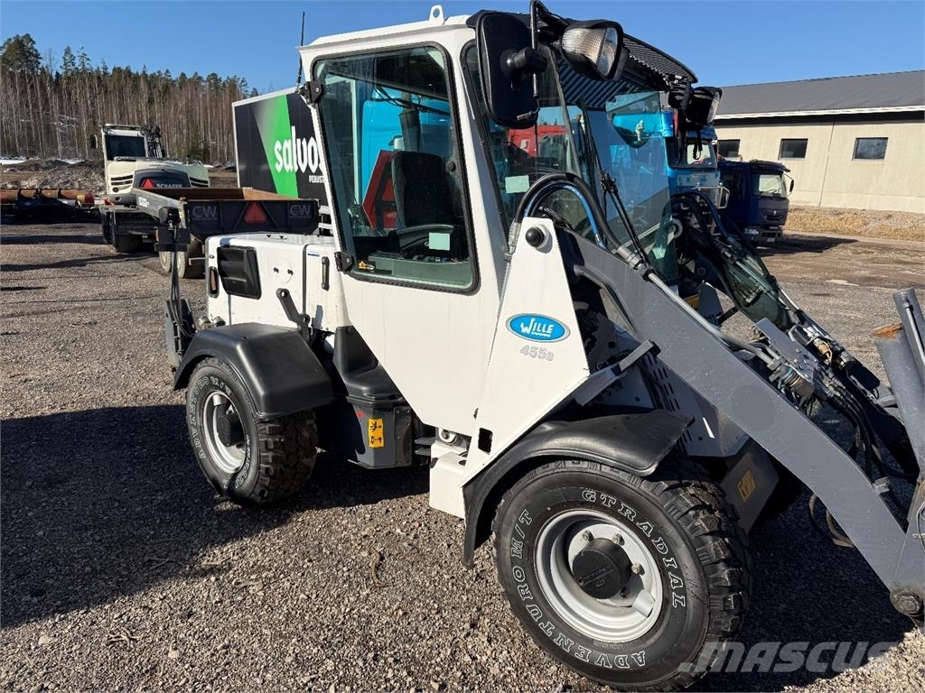 Wille 455B Naudoti ratiniai krautuvai