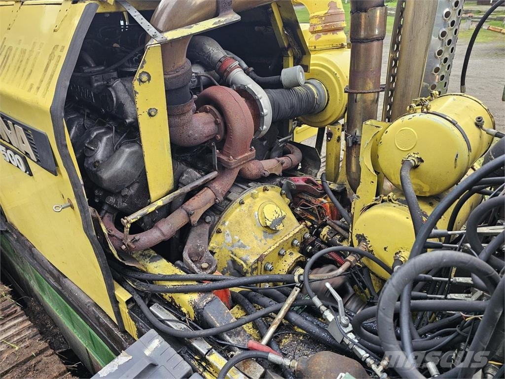 Yanmar C120R Pellonraivauskone/Meri Crushers MJF-143 Ostale poljoprivredne mašine