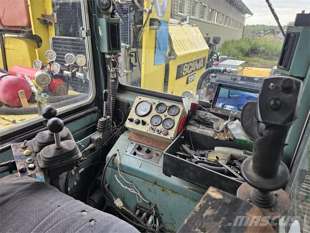 Yanmar C120R Pellonraivauskone/Meri Crushers MJF-143 Ostale poljoprivredne mašine