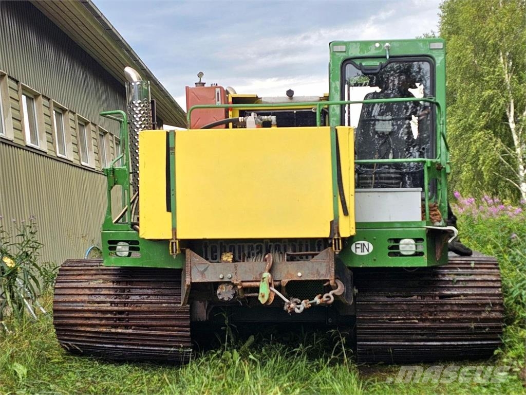 Yanmar C120R Pellonraivauskone/Meri Crushers MJF-143 Ostale poljoprivredne mašine