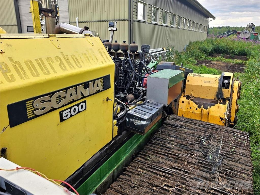 Yanmar C120R Pellonraivauskone/Meri Crushers MJF-143 Ostale poljoprivredne mašine