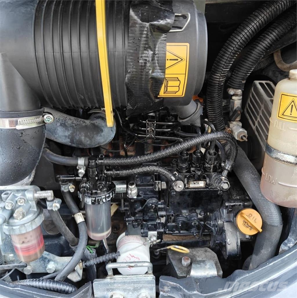 Yanmar VIO25-4, Engcon, 3 kauhaa حفارات صغيرة أقل من 7 طن (حفارات صغيرة)