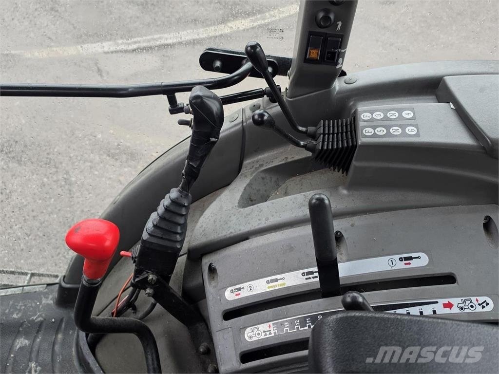 Zetor 65 PROXIMA, Etukuormaaja, Nivelaura, 2 kauhaa Τρακτέρ
