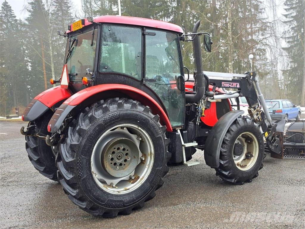 Zetor 65 PROXIMA, Etukuormaaja, Nivelaura, 2 kauhaa Τρακτέρ