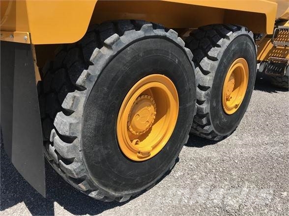 Bell B25E صهاريج مياه