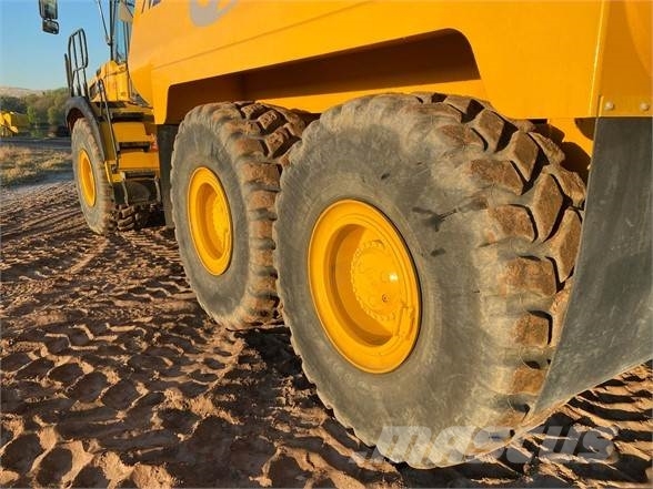 Bell B25E صهاريج مياه