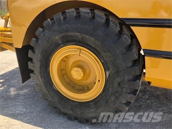 CAT 613C II Su tankerleri