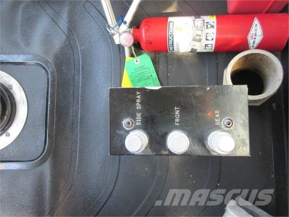 Freightliner BUSINESS CLASS M2 106 Auto-tanques