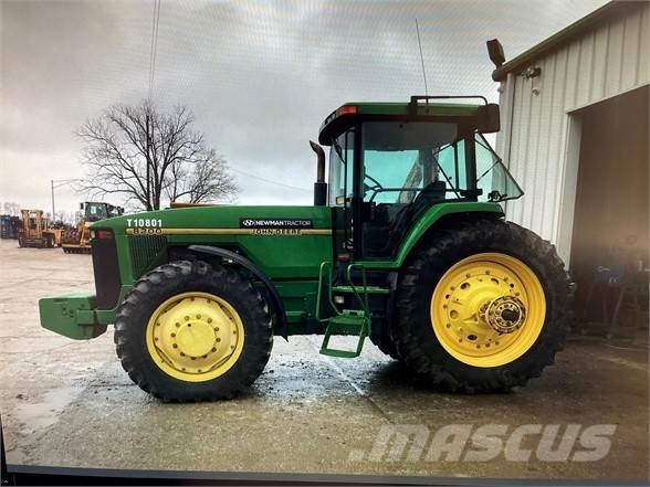 John Deere 8200 Traktori