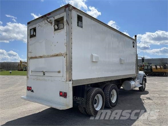 Peterbilt 348 Automobilinės cisternos