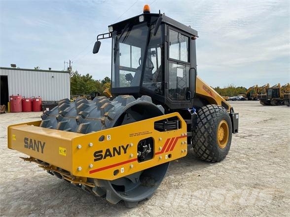 Sany SSR120C-8 單輪滾壓機