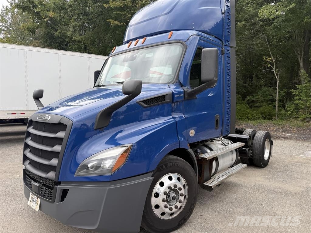 Freightliner CASCADIA 116 Tegljači