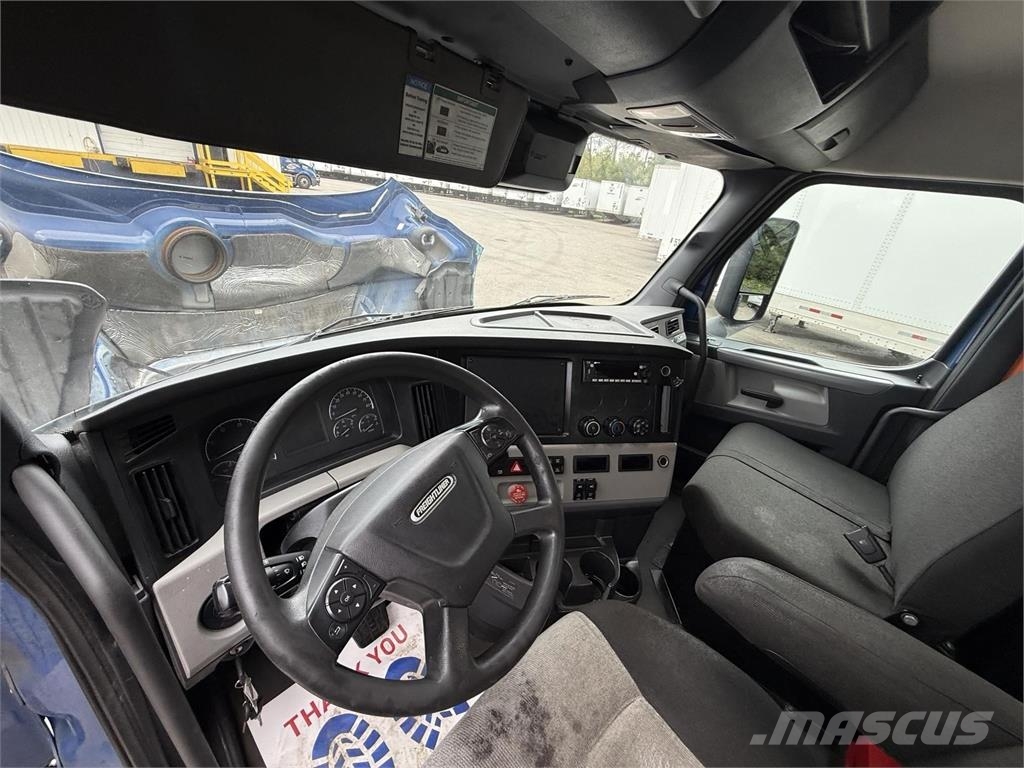 Freightliner CASCADIA 116 Tegljači
