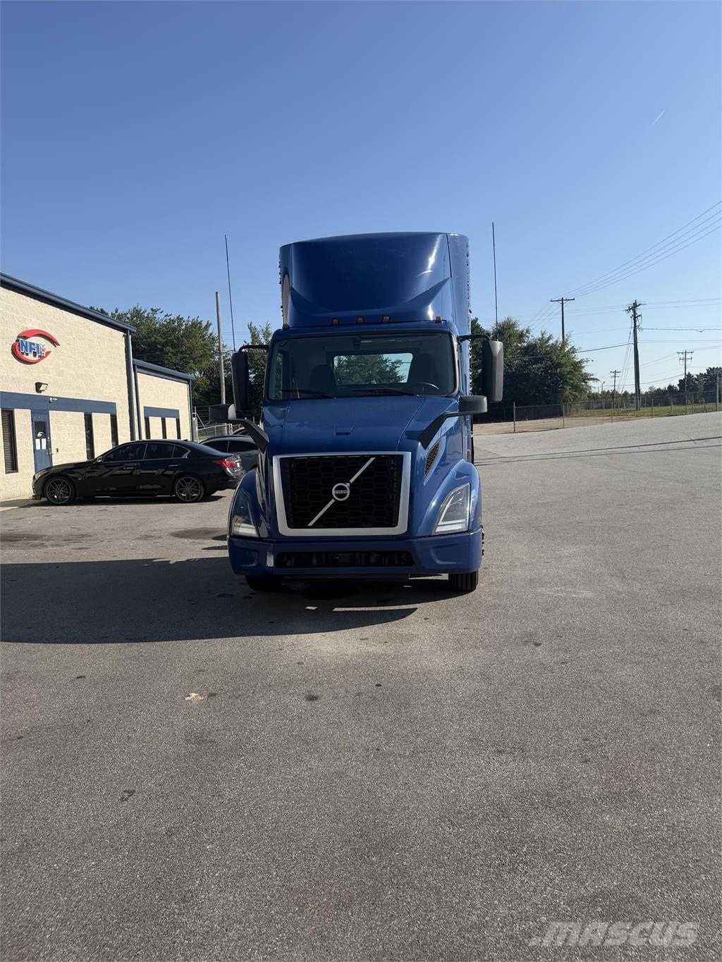 Volvo VNR64T300 Prime Movers