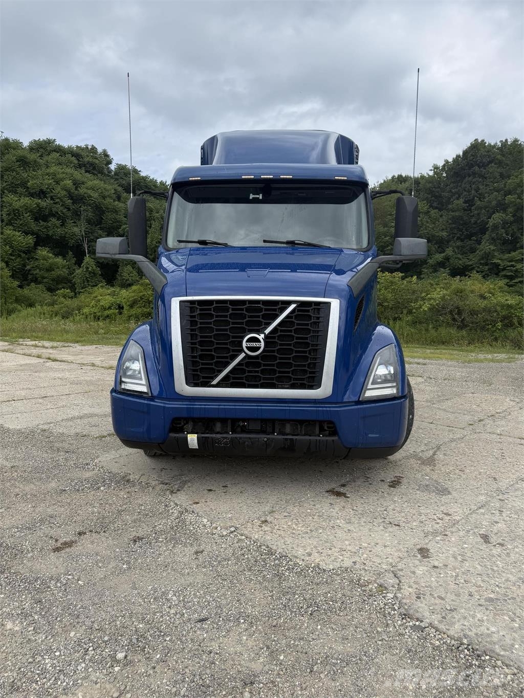 Volvo VNR64T640 Tahače