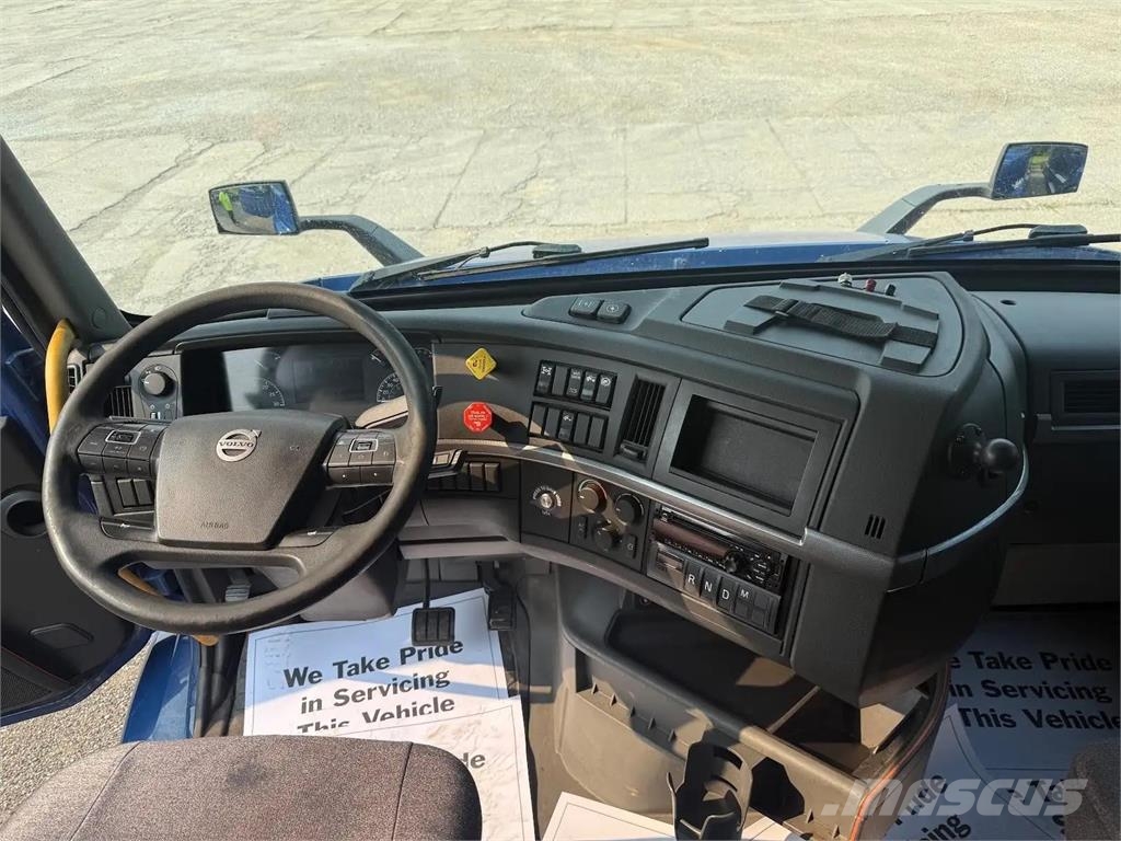 Volvo VNR64T640 Tahače