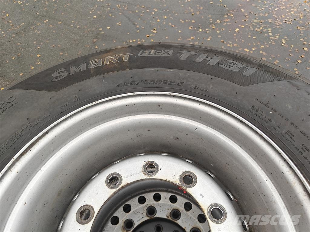 Hankook Kompletta Trailerhjul 425/65-22,5 Pneumatiky, kolesá a ráfiky