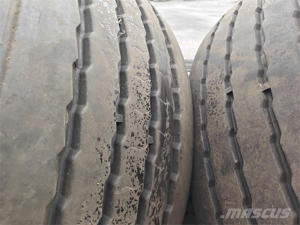 Hankook Kompletta Trailerhjul 425/65-22,5 Pneumatiky, kolesá a ráfiky