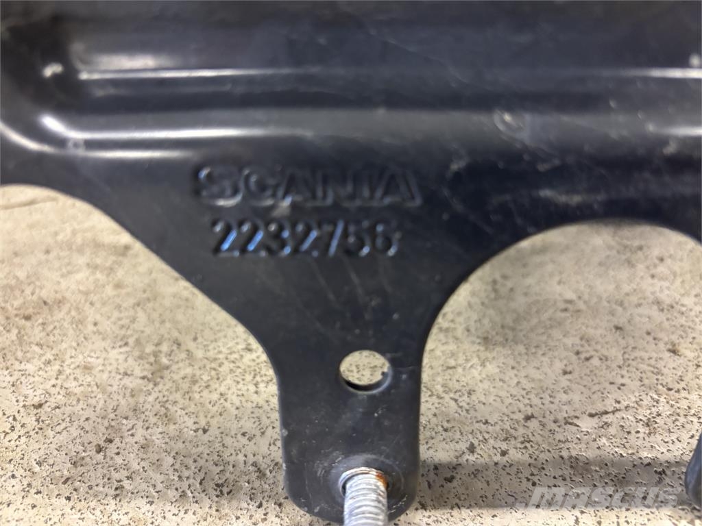 Scania fäste 2232756 Otros camiones