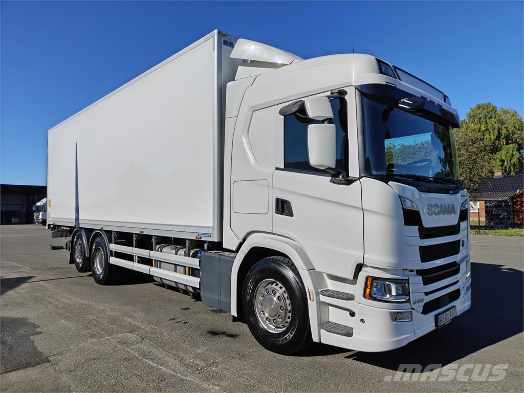 Scania G410 Camiones con caja de remolque