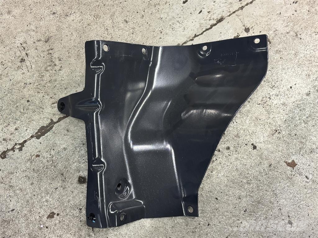 Scania Instegplåt vänster 2422409 其他貨車