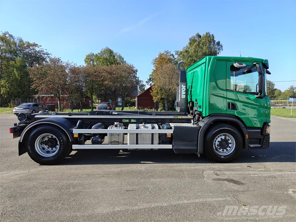 Scania P370 工程吊钩车
