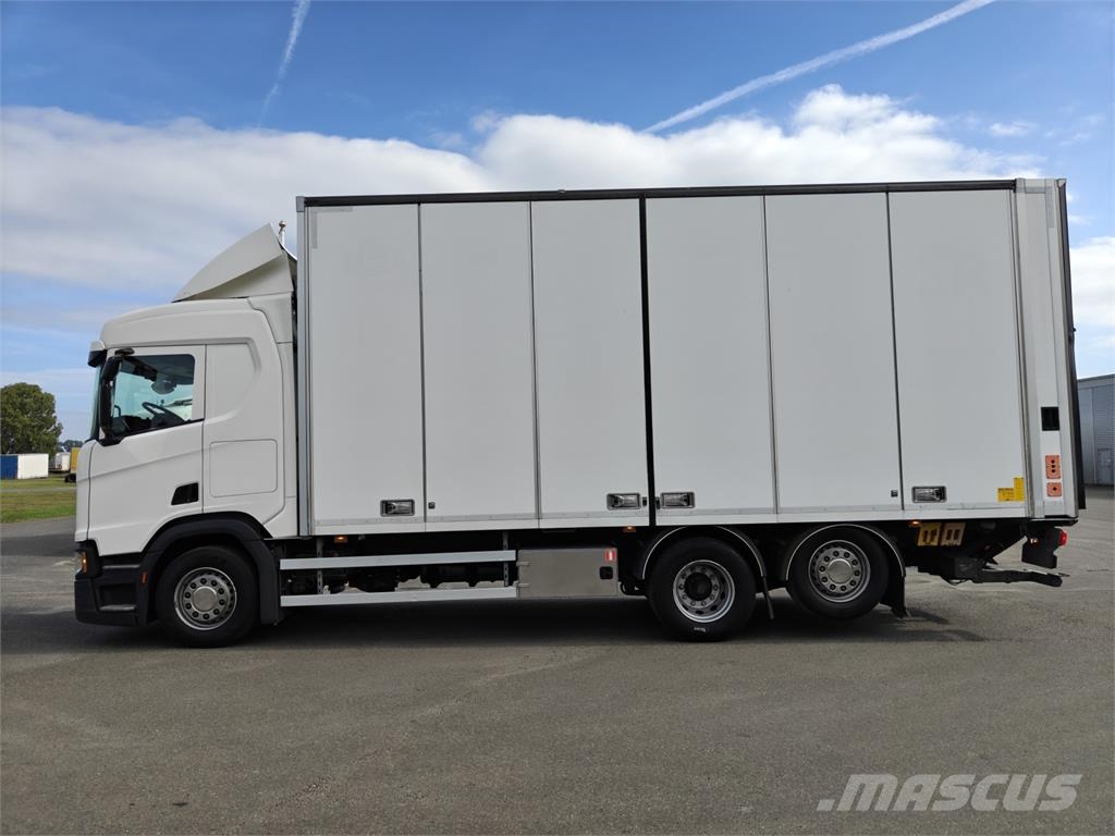 Scania R450 Kofferaufbau