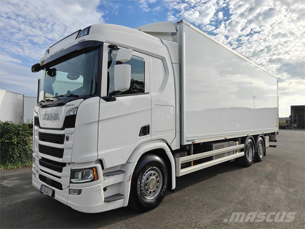 Scania R500 冷凍冷蔵車