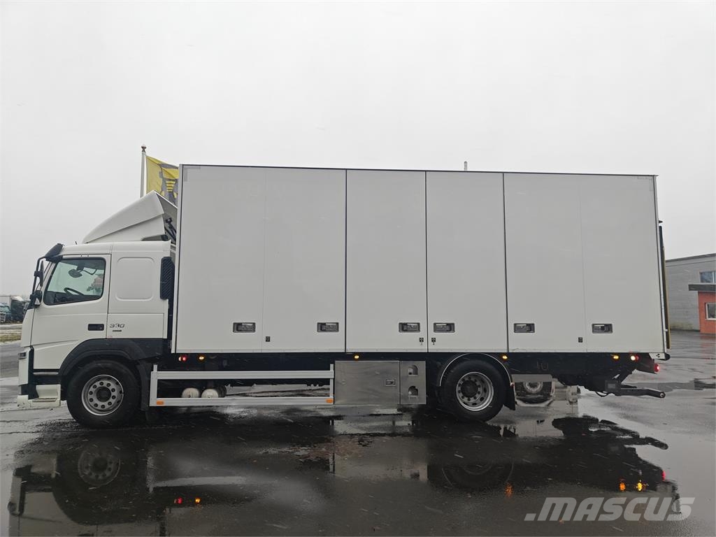 Volvo FM330 Camion cassonati