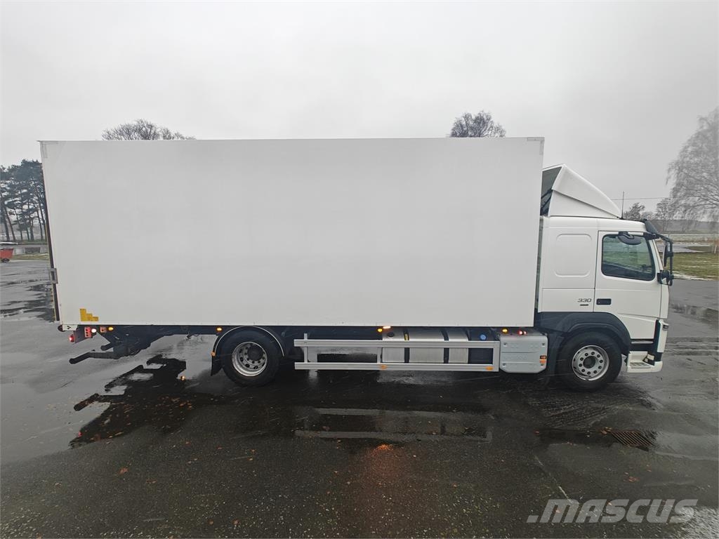 Volvo FM330 Camion cassonati