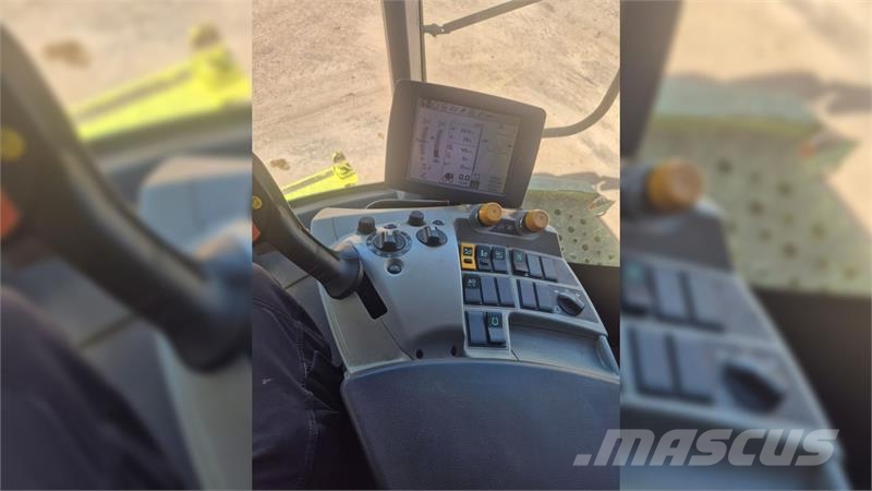 CLAAS LEXION 760 Θεριζοαλωνιστικές μηχανές