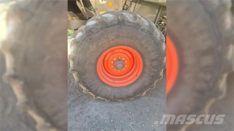CLAAS LEXION 760 Θεριζοαλωνιστικές μηχανές