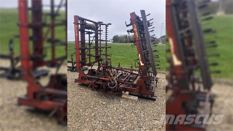 Doublet-Record Kulti Dan 6.4m Harrows