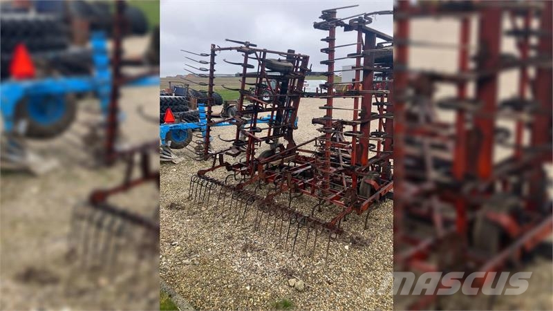 Doublet-Record Kulti Dan 6.4m Harrows
