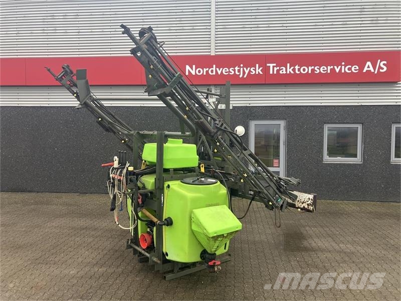 Tecnoma 12 m 1000 L Anhängespritzen
